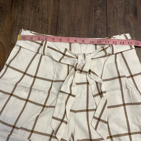 High-Rise Midi Dress Shorts - Picture 8 of 10